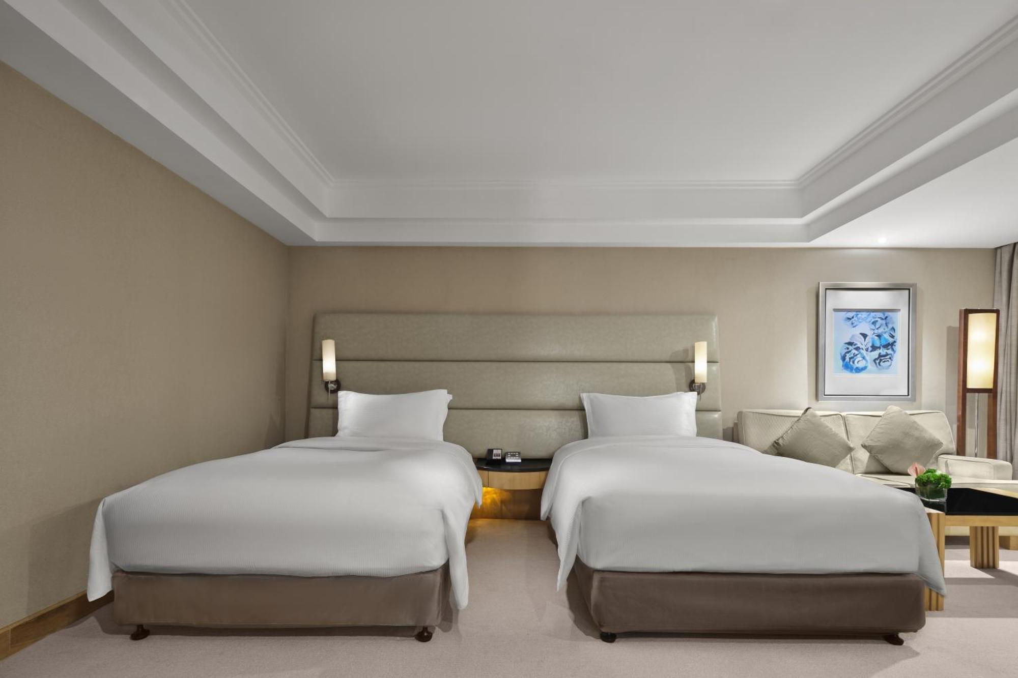 Doubletree By Hilton Shanghai Pudong - Present Welcome Cookie Bagian luar foto